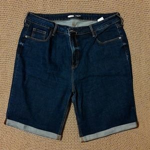 Women's Old Navy Bermuda Shorts Size 18